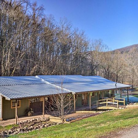 Pet-Friendly Blue Ridge, Cherokee Forest Retreat! Greeneville Екстериор снимка